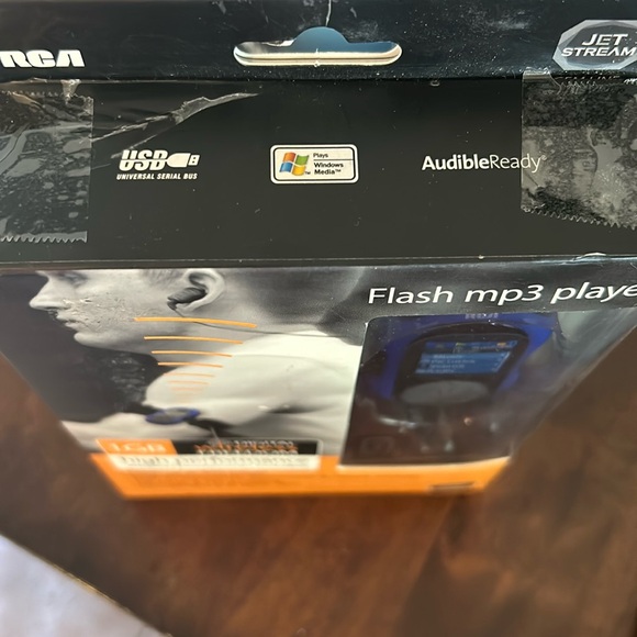 RCA jet stream Flash Mp3 Player - Picture 4 of 4